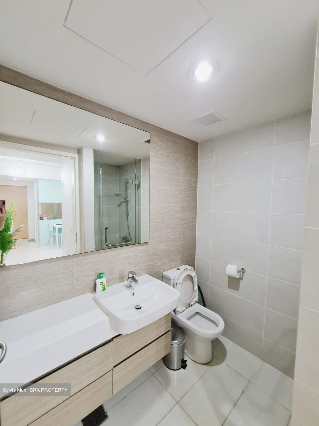 The Lakefront Residences (D22), Condominium #598099291